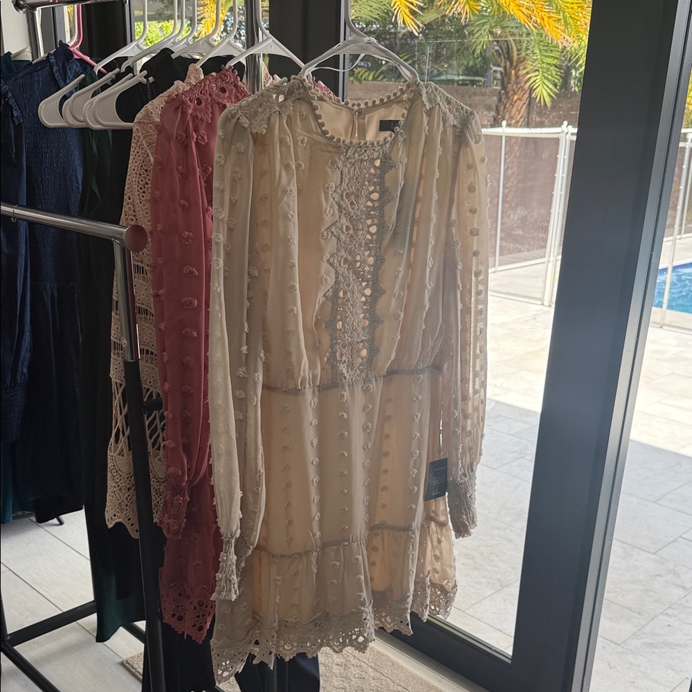 Lulu's Cream Lace Mini Dress